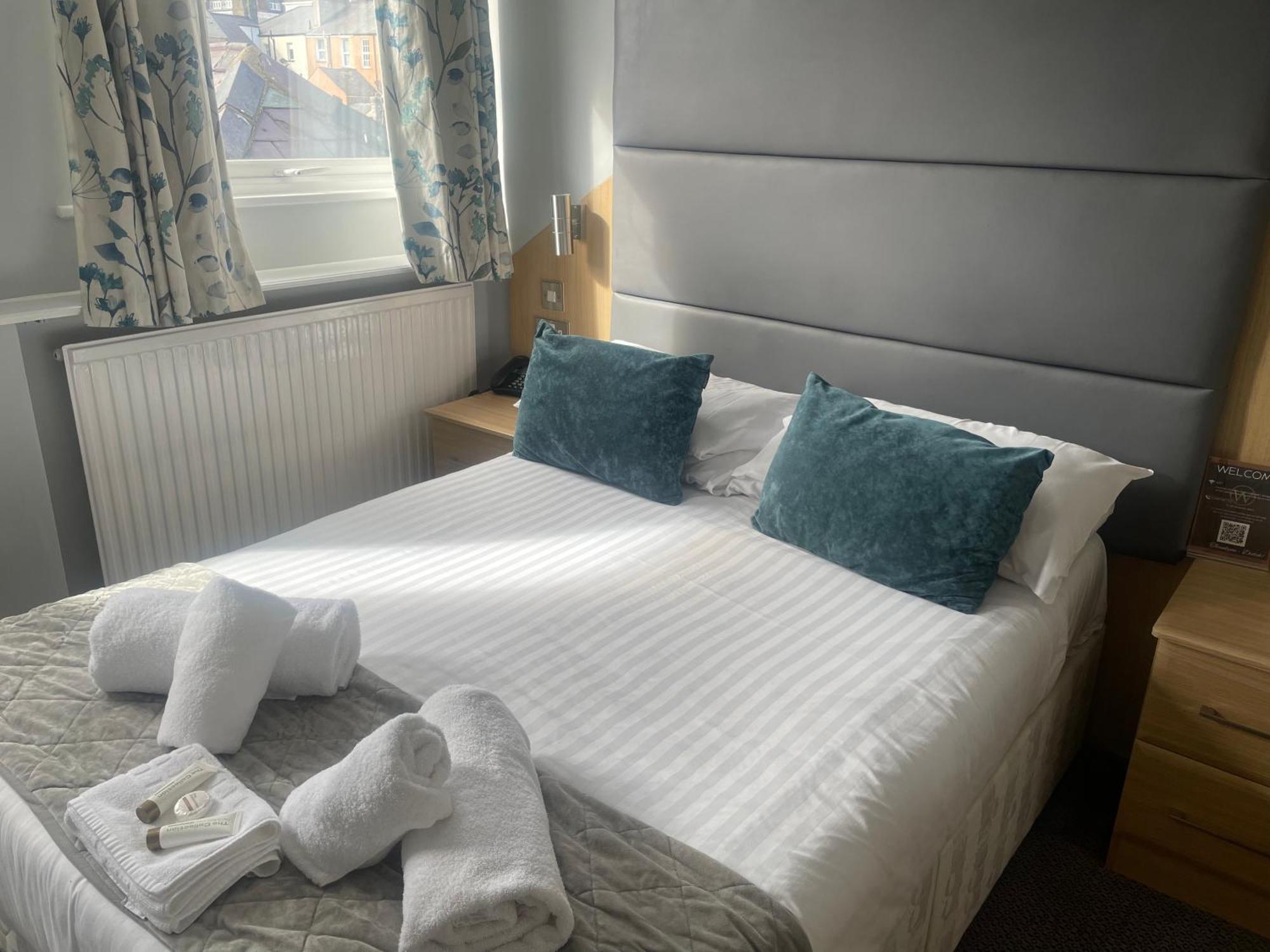 The Wildings Hotel & Tudno'S Restaurant Ландъндо Екстериор снимка